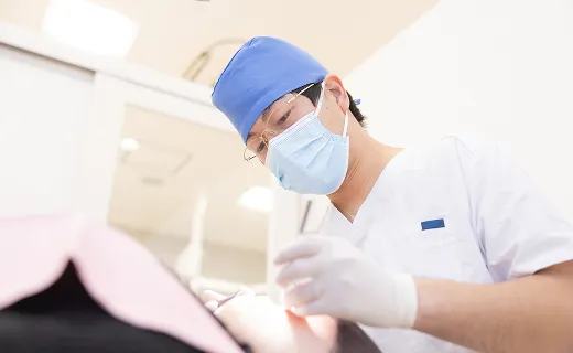 非常勤(バイト)ではなく、クリニックの管理者かどうか