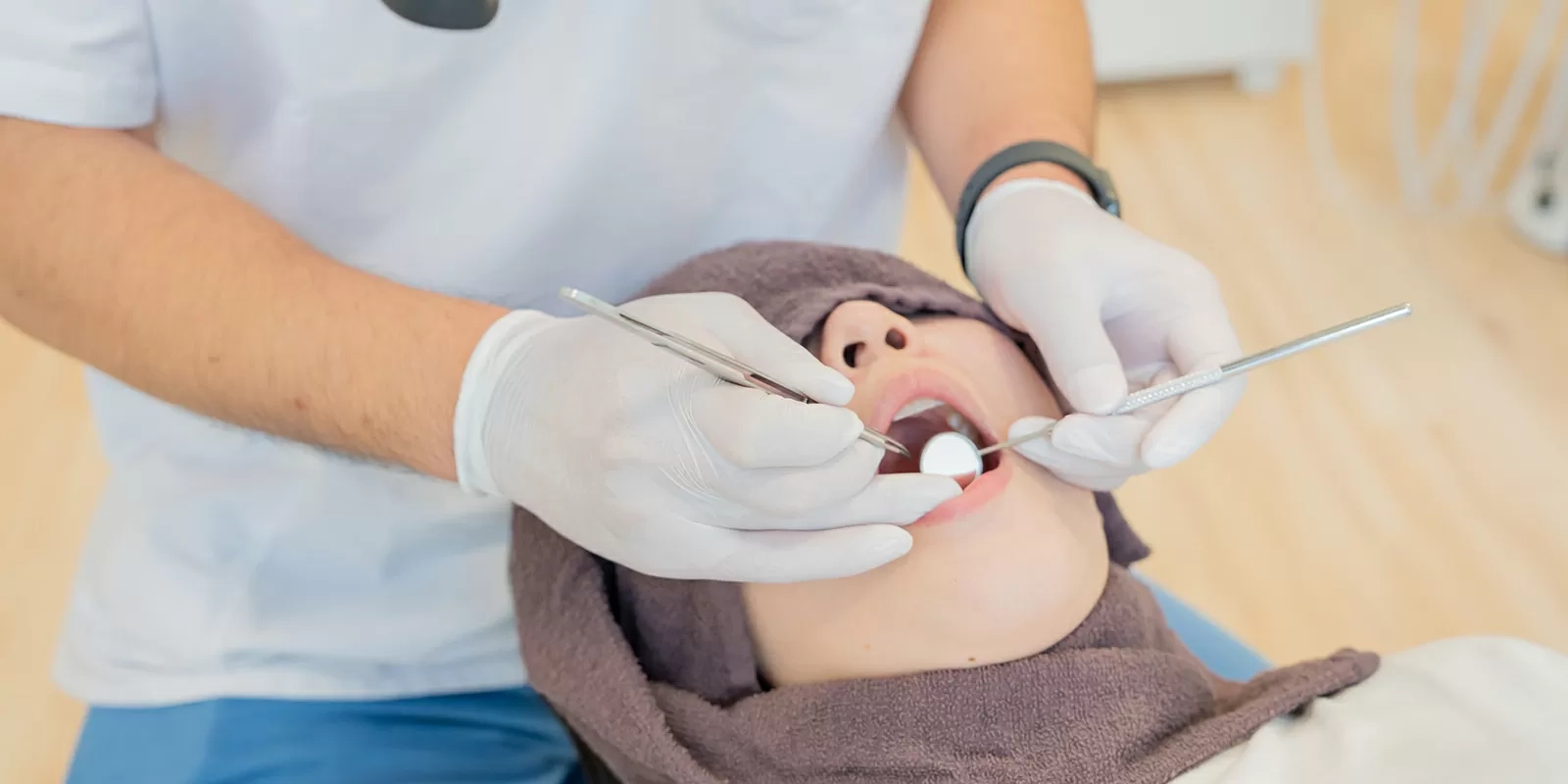 定期検診で行う専門的ケアの内容